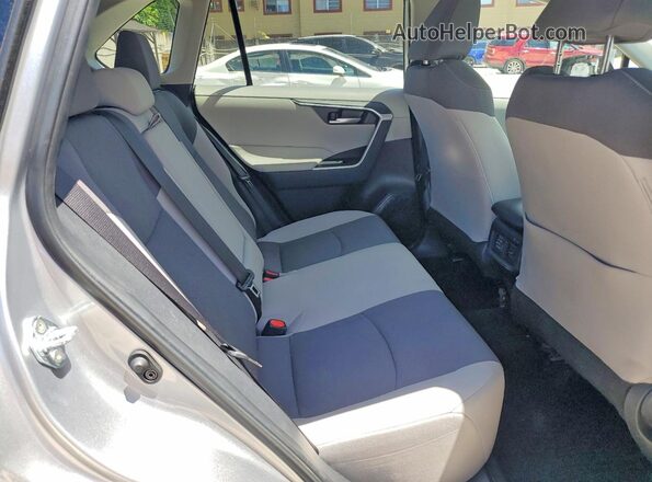 2T3W1RFV3SC311761 2025 TOYOTA RAV4 Серебряный Вид задних сидений