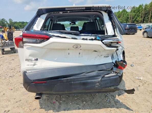 2T3W1RFV6RW303050 2024 TOYOTA RAV4 White Rear view