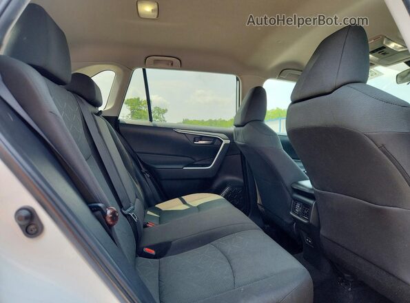 2T3W1RFV6RW303050 2024 TOYOTA RAV4 White Rear interior view