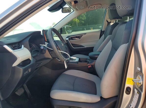 2T3W1RFV7MC162614 2021 TOYOTA RAV4 Silver Front interior view