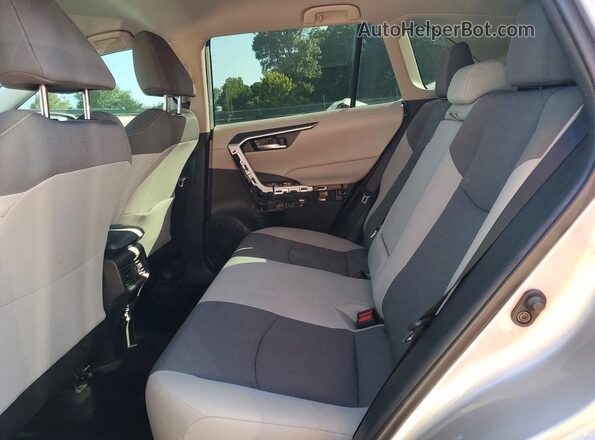 2T3W1RFV7MC162614 2021 TOYOTA RAV4 Silver Rear interior view