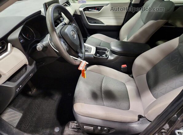 2T3W1RFV7MC168560 2021 TOYOTA RAV4 Gray Widok wnętrza z przodu