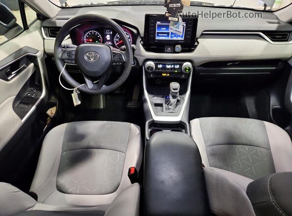 2T3W1RFV7MC168560 2021 TOYOTA RAV4 Gray Widok deski rozdzielczej