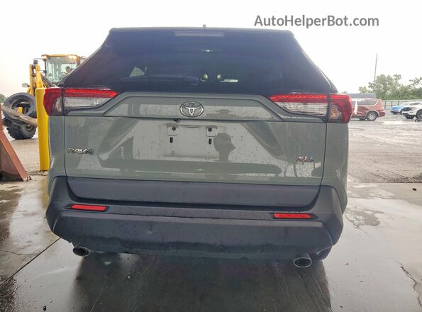 2T3W1RFV7MW141714 2021 TOYOTA RAV4 Серый Вид сзади