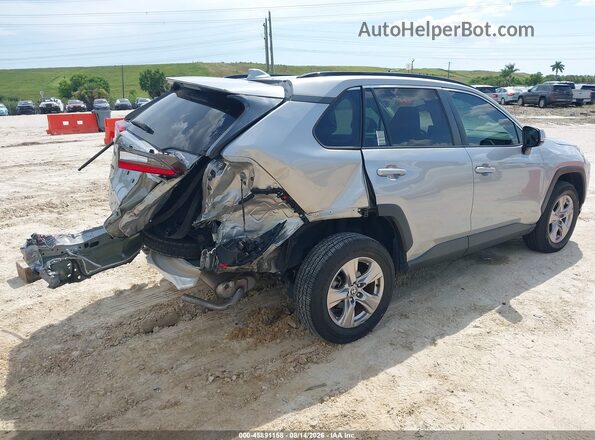 2T3W1RFV7PW258326 2023 TOYOTA RAV4 Silver Trasero derecho