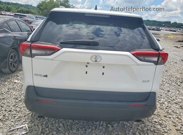 2T3W1RFV8LC053285 2020 TOYOTA RAV4 Белый Вид сзади