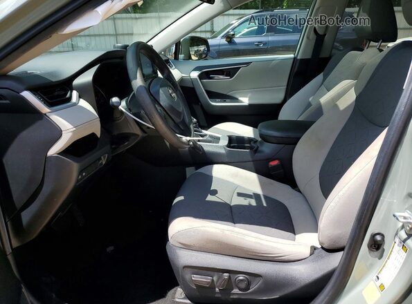 2T3W1RFV8LC057837 2020 TOYOTA RAV4 Silver Vista interior delantera