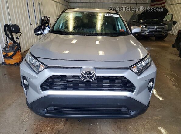 2T3W1RFV8MC137110 2021 TOYOTA RAV4 Silver წინა ხედი