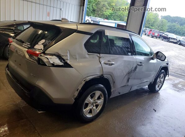 2T3W1RFV8MC137110 2021 TOYOTA RAV4 Silver უკანა მარჯვენა