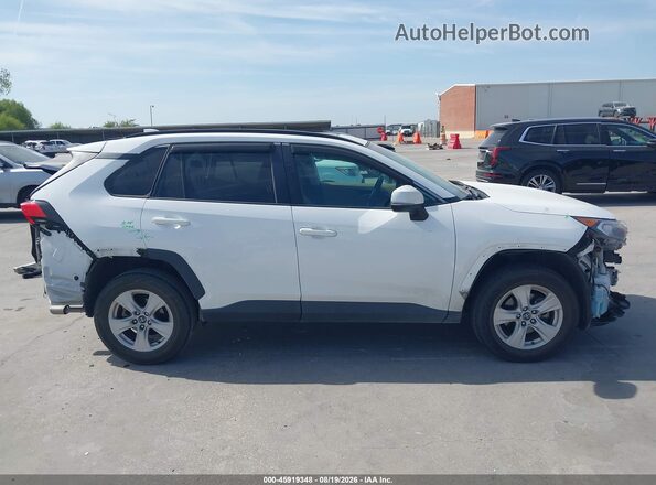 2T3W1RFV9LC044790 2020 TOYOTA RAV4 White 360 interior view