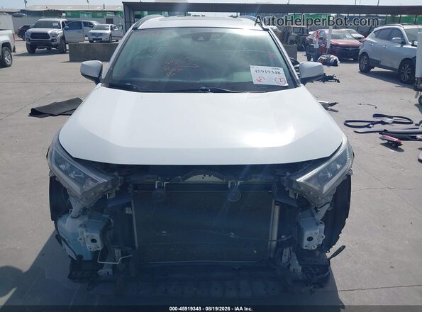 2T3W1RFV9LC044790 2020 TOYOTA RAV4 White Rear interior view