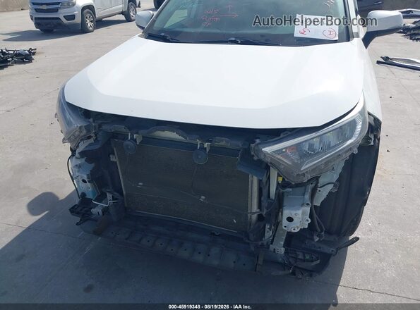 2T3W1RFV9LC044790 2020 TOYOTA RAV4 White Front view