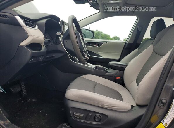 2T3W1RFV9LC058284 2020 TOYOTA RAV4 Серый Вид салона спереди