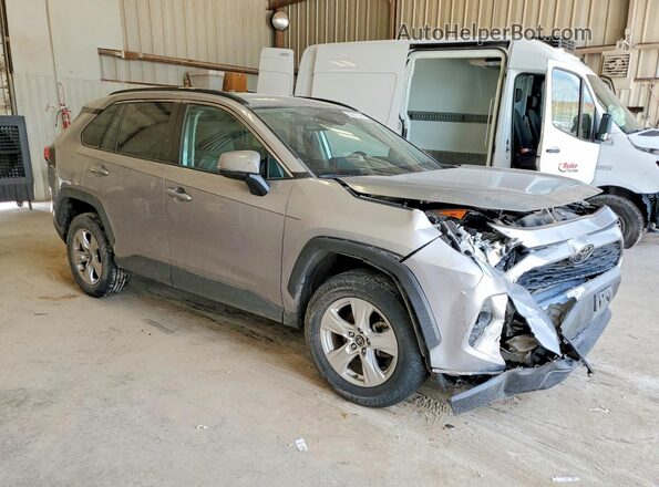 2T3W1RFV9MC168947 2021 TOYOTA RAV4 Silver Առջևի աջ