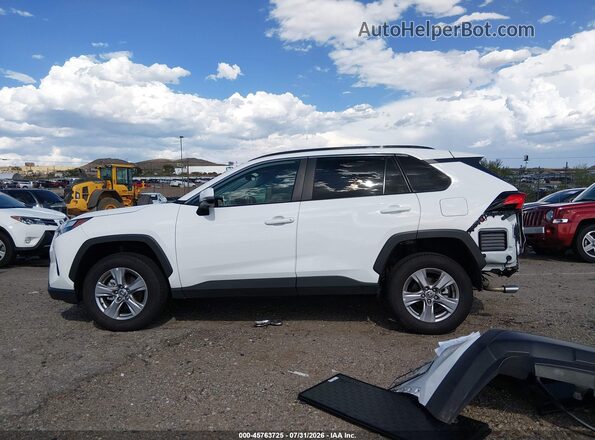 2T3W1RFV9NC211247 2022 TOYOTA RAV4 Белый Панорамный вид салона 360°