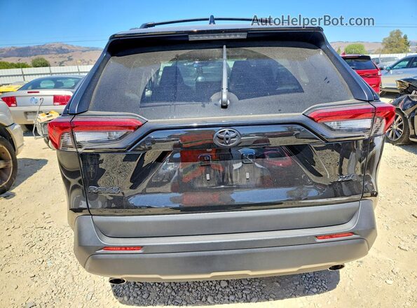 2T3W1RFV9RC296497 2024 TOYOTA RAV4 Black Widok z tyłu