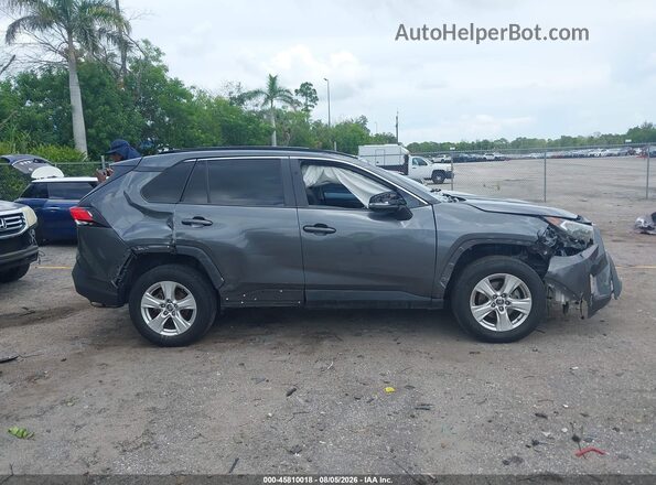 2T3W1RFVXMC148397 2021 TOYOTA RAV4 Gray Սալոնի հետևի տեսք