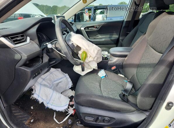 2T3W1RFVXRC277313 2024 TOYOTA RAV4 White Front interior view