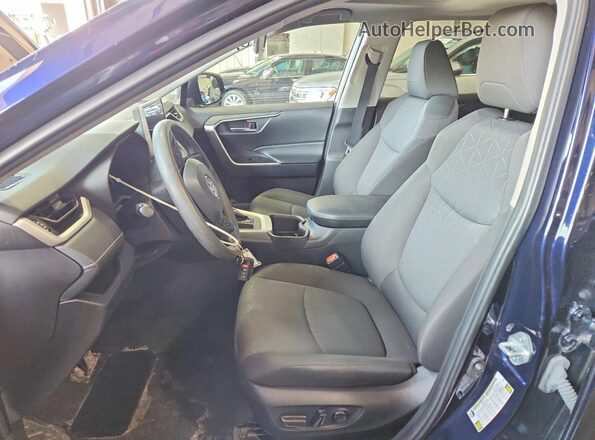 2T3W1RFVXRW338402 2024 TOYOTA RAV4 Blue Front interior view