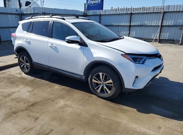 2T3WFREV1HW400397 2017 TOYOTA RAV4 White Przód prawy