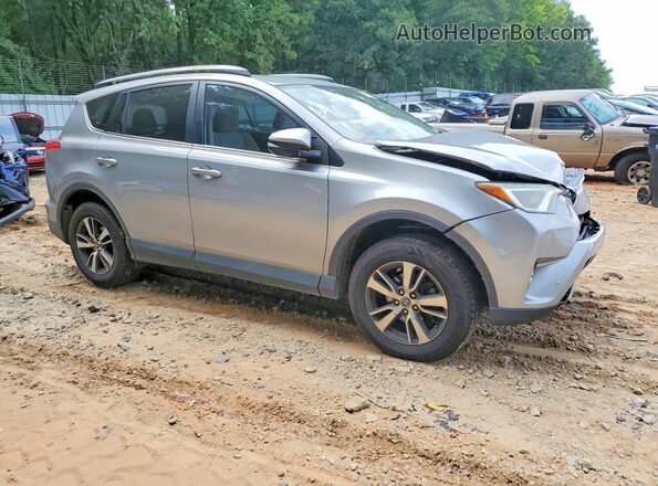 2T3WFREV1HW403879 2017 TOYOTA RAV4 Серебряный Передняя правая четверть