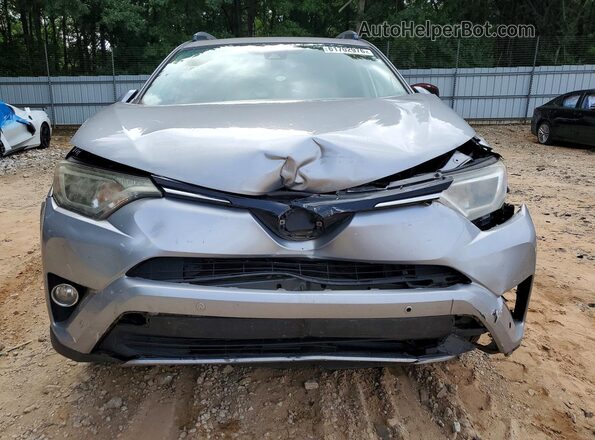 2T3WFREV1HW403879 2017 TOYOTA RAV4 Серебряный Вид спереди