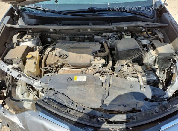 2T3WFREV2HW342865 2017 TOYOTA RAV4 Silver Շարժիչի բաժամունքի տեսք