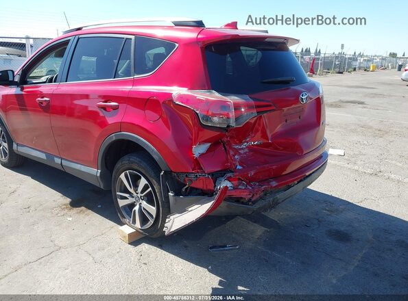 2T3WFREV2HW371234 2017 TOYOTA RAV4 Red Widok z przodu