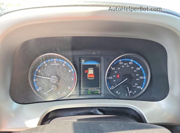 2T3WFREV2HW398174 2017 TOYOTA RAV4 Silver Widok zestawu wskaźników