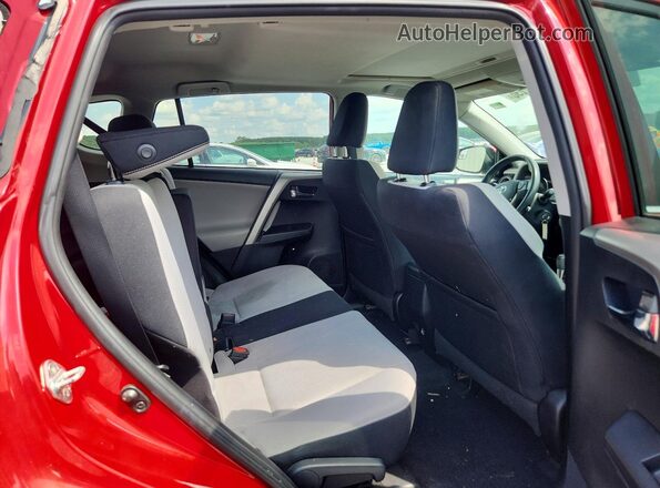 2T3WFREV4GW252695 2016 TOYOTA RAV4 Red Հետևի նստատեղերի տեսք