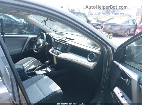 2T3WFREV4HW401835 2017 TOYOTA RAV4 Серый Вид салона спереди