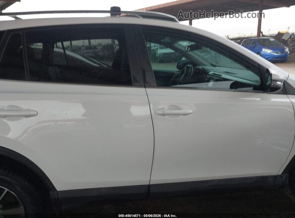 2T3WFREV5JW463444 2018 TOYOTA RAV4 White 360 interior view