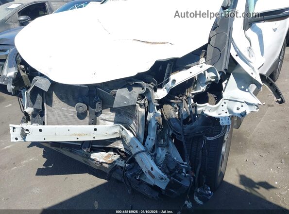 2T3WFREV6JW455028 2018 TOYOTA RAV4 White Vista frontal