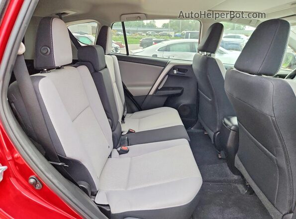 2T3WFREV7HW314642 2017 TOYOTA RAV4 Red Rear interior view