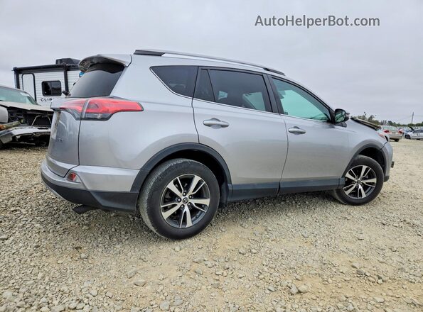 2T3WFREV7HW374159 2017 TOYOTA RAV4 Silver Задня права чверть