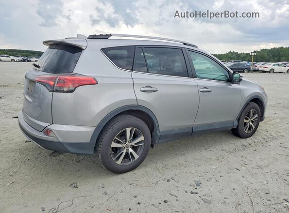 2T3WFREV7JW433216 2018 TOYOTA RAV4 Серебряный Задняя правая четверть