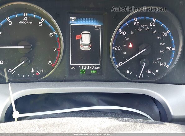 2T3WFREV8HW400428 2017 TOYOTA RAV4 Purple Вид задніх сидінь