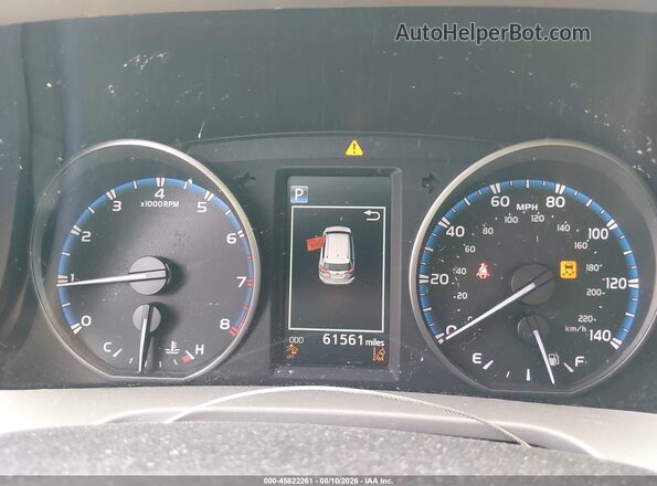 2T3WFREV9HW314951 2017 TOYOTA RAV4 Gray Widok tylnych siedzeń