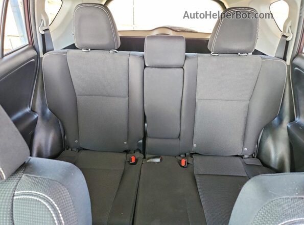 2T3WFREV9JW444041 2018 TOYOTA RAV4 Burgundy უკანა სავარძლების ხედი