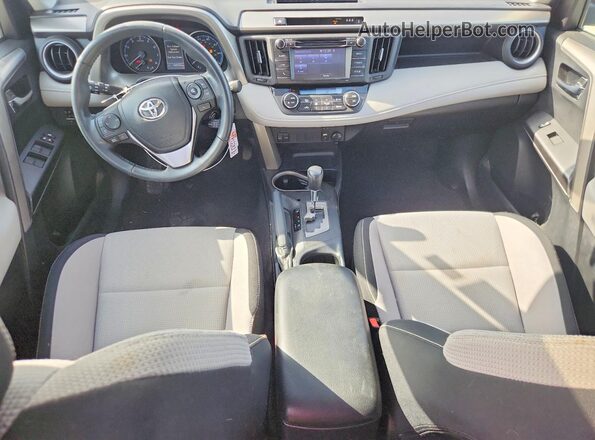 2T3WFREV9JW467061 2018 TOYOTA RAV4 White Вид панелі приладів