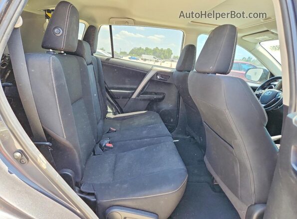 2T3WFREV9JW509003 2018 TOYOTA RAV4 Gray Հետևի նստատեղերի տեսք