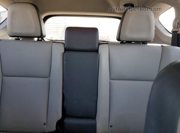 2T3YFREV0HW348463 2017 TOYOTA RAV4 Blue Հետևի նստատեղերի տեսք