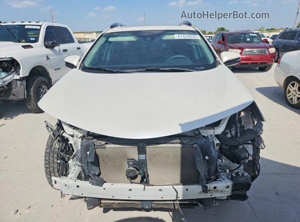 2T3YFREV2JW435819 2018 TOYOTA RAV4 White Front view