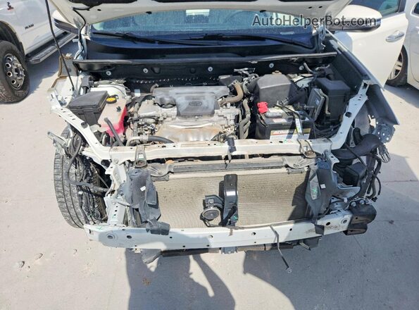 2T3YFREV2JW435819 2018 TOYOTA RAV4 White Engine compartment view