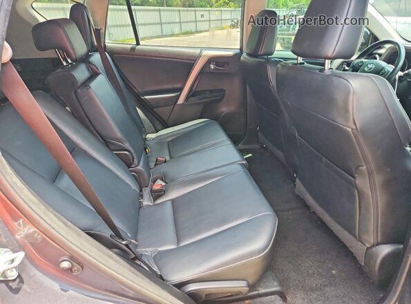 2T3YFREV5JW408453 2018 TOYOTA RAV4 Gray უკანა სალონის ხედი