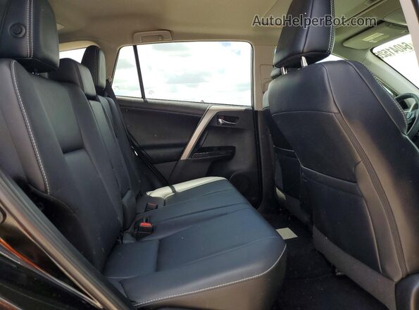 2T3YFREV6HW402669 2017 TOYOTA RAV4 Black Widok wnętrza z tyłu