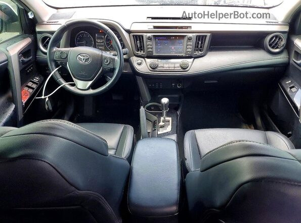 2T3YFREV7JW448811 2018 TOYOTA RAV4 White წინა პანელის ხედი