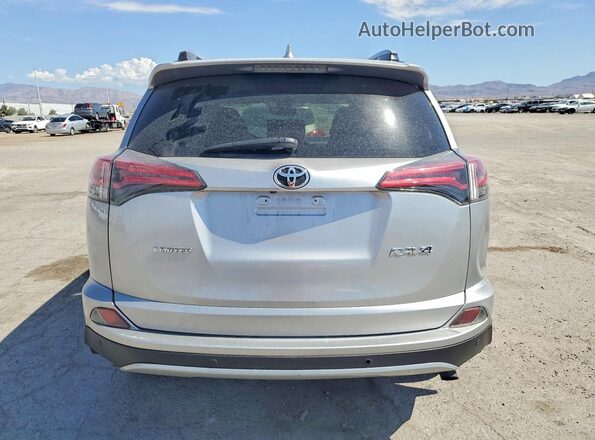 2T3YFREV8HW322600 2017 TOYOTA RAV4 Silver Հետևի տեսք