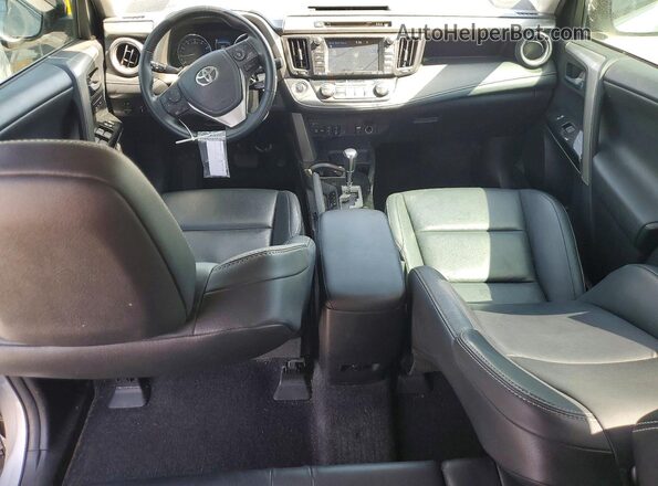 2T3YFREV8HW322600 2017 TOYOTA RAV4 Silver Առջևի վահանակի տեսք