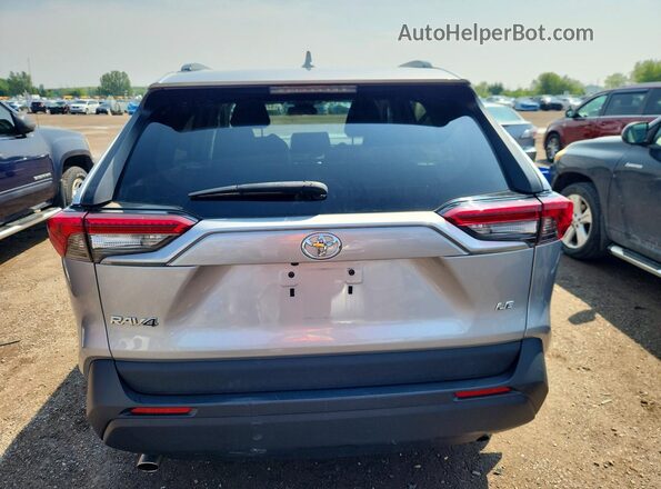 2T3Z1RFV9KC002146 2019 TOYOTA RAV4 Silver Вид ззаду
